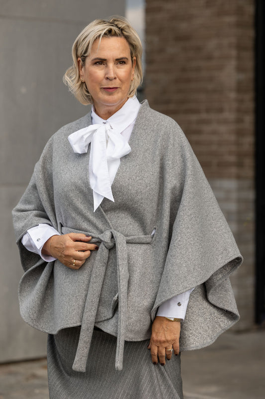 03-500002-408 - Wollook cape met ceintuur