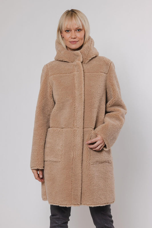 Alina.7002410 - Reversible lammylook coat