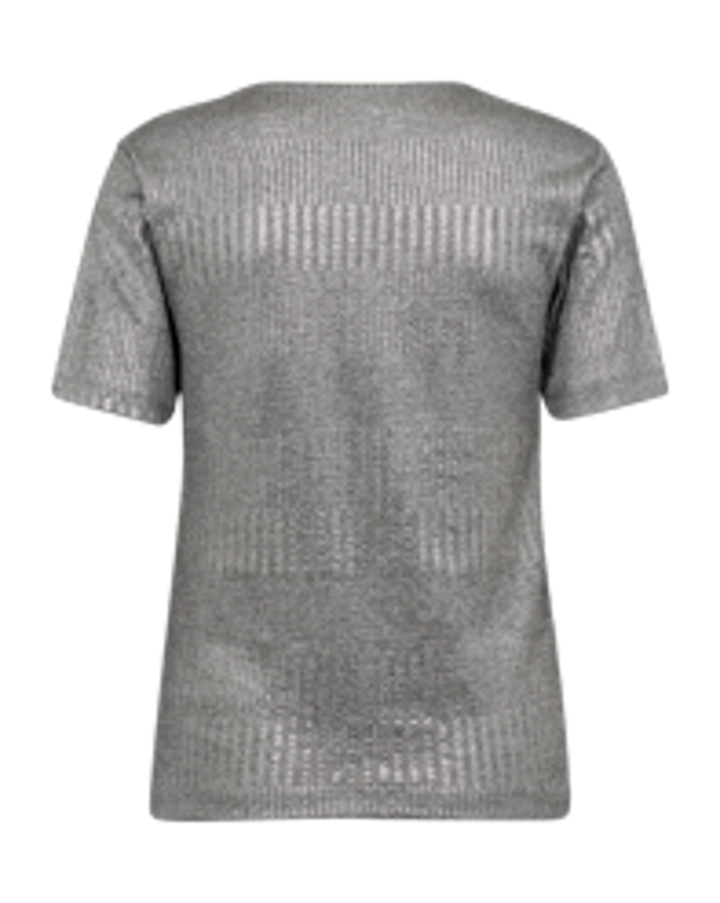 205045 - Matter v-hals tee met metallic coating