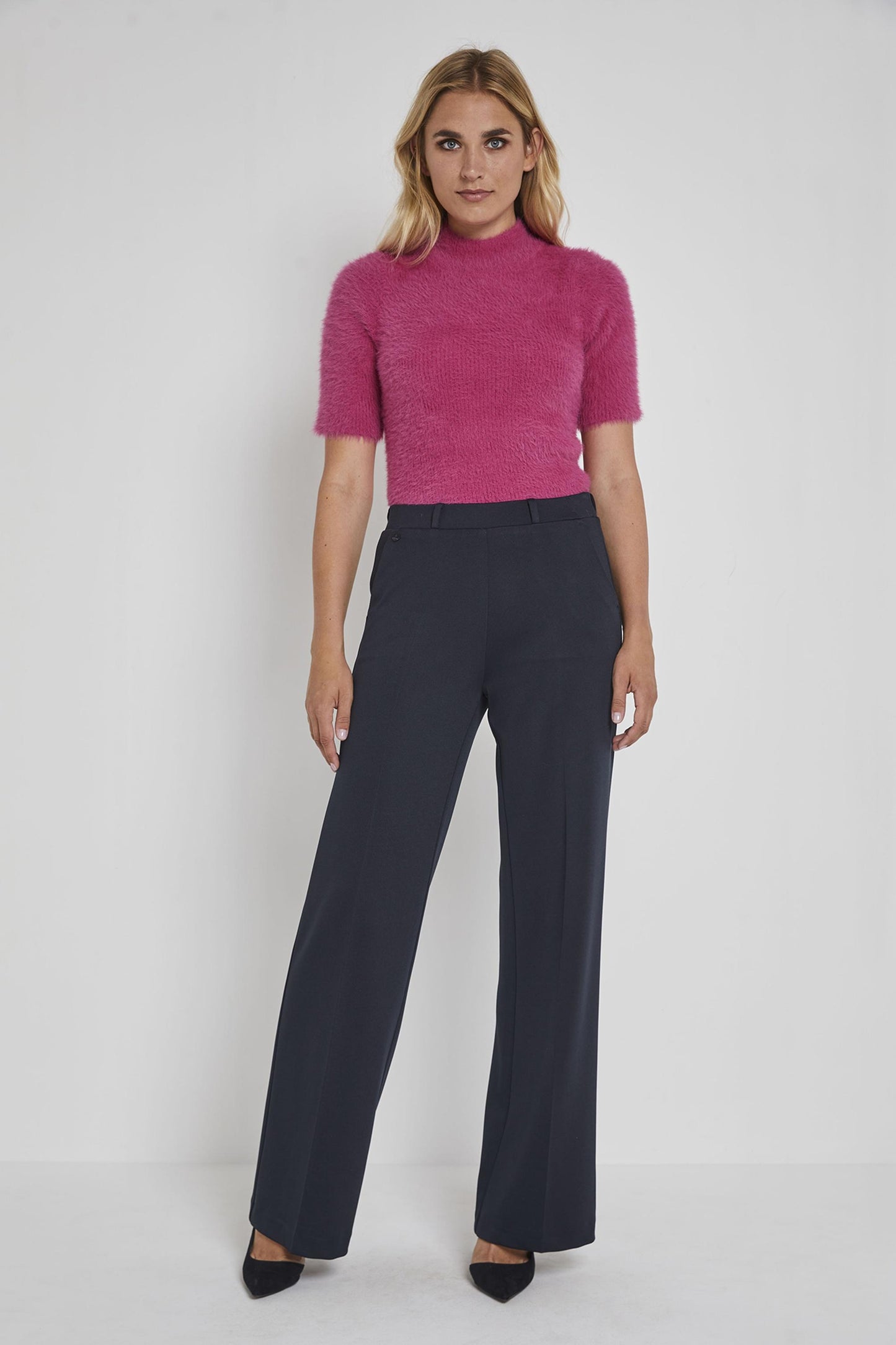 FW241.220206 L32 - Mira wideleg pantalon elastic twill